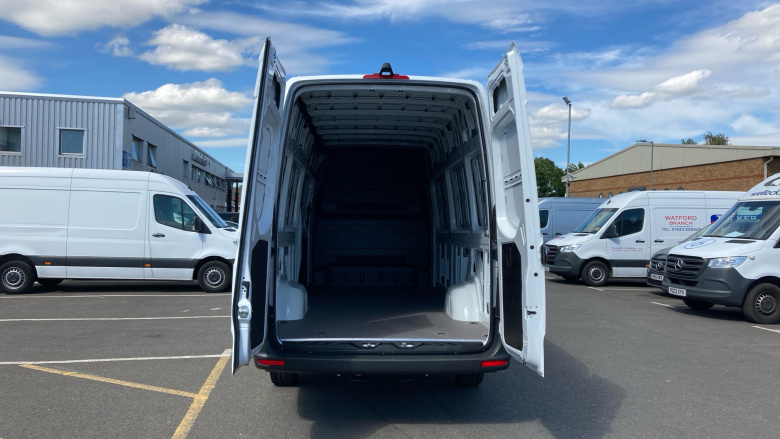 Mercedes-Benz Sprinter 315Cdi L3 Diesel Rwd 3.5t H2 Pro Van